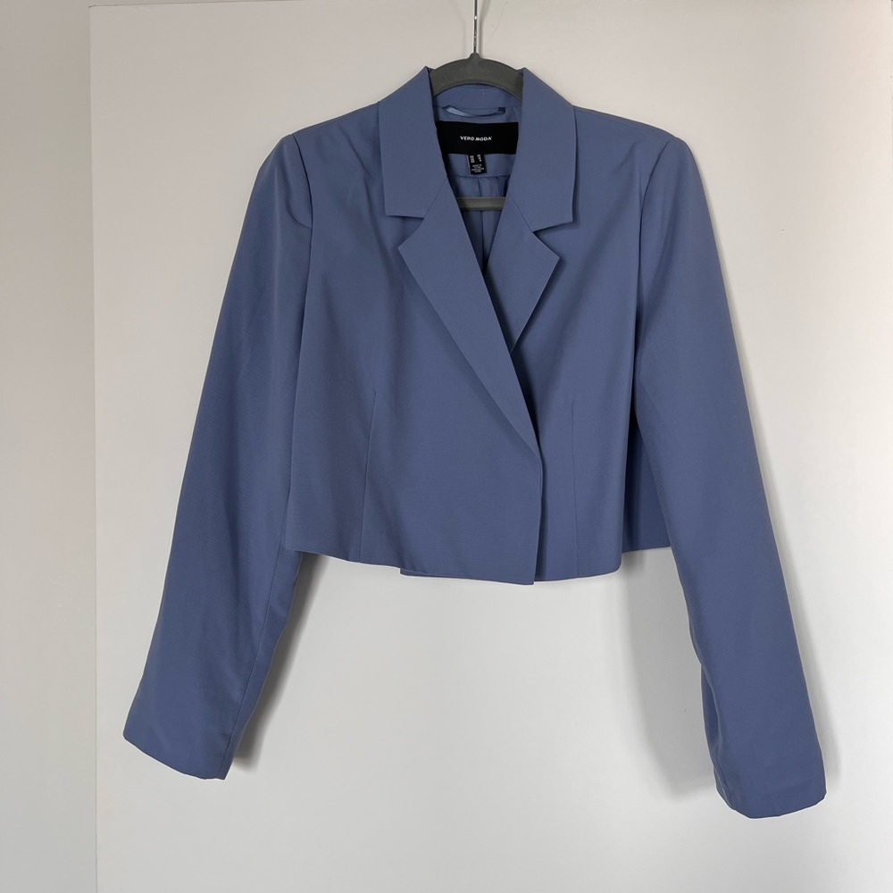 Vero Moda Blue Cropped Blazer size 6